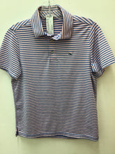 Load image into Gallery viewer, Size 12 Vineyard Vines Boys
