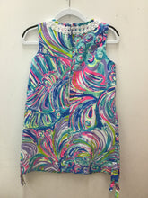 Load image into Gallery viewer, Size 6 Lilly Pulitizer Girls
