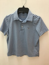 Load image into Gallery viewer, Size 7 Vineyard Vines Boys
