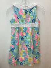 Load image into Gallery viewer, Size 10 Lilly Pulitizer Girls
