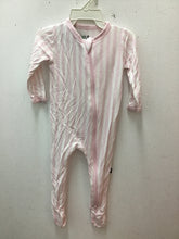 Load image into Gallery viewer, Size 3 Months Kyte Girls
