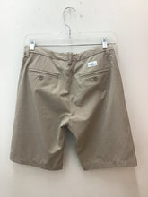 Load image into Gallery viewer, Size 16 Vineyard Vines Boys
