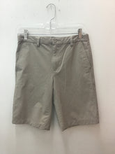 Load image into Gallery viewer, Size 16 Vineyard Vines Boys
