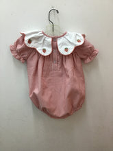 Load image into Gallery viewer, Size 6 Months stitchy fish Girls
