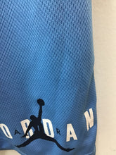 Load image into Gallery viewer, Size 8 Jordan Boys
