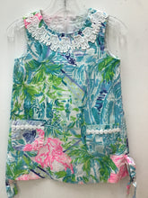 Load image into Gallery viewer, Size 2T Lilly Pulitizer Girls
