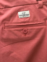 Load image into Gallery viewer, Size 14 Vineyard Vines Boys
