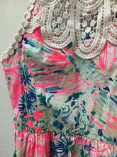 Load image into Gallery viewer, Size 10 Lilly Pulitizer Girls
