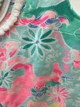 Load image into Gallery viewer, Size 4 Lilly Pulitizer Girls
