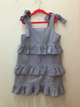 Load image into Gallery viewer, Size 7 Maria Casero Girls
