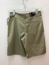 Load image into Gallery viewer, Size 14 Under Armour Boys
