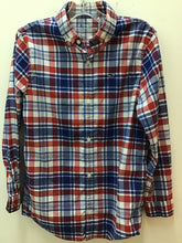 Load image into Gallery viewer, Size 8 Vineyard Vines Boys
