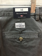 Load image into Gallery viewer, Size 16 Vineyard Vines Boys
