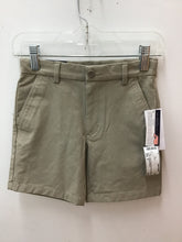 Load image into Gallery viewer, Size 5 Vineyard Vines Boys
