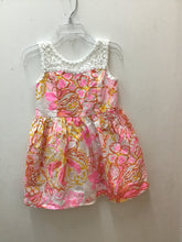 Load image into Gallery viewer, Size 4 Lilly Pulitizer Girls
