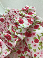 Load image into Gallery viewer, Size 12 Months stitchy fish Girls
