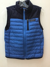 Load image into Gallery viewer, Size 5 Vineyard Vines Boys
