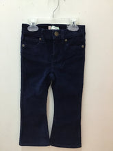 Load image into Gallery viewer, Size 3T Crewcuts Girls
