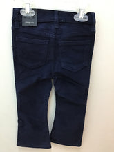 Load image into Gallery viewer, Size 3T Crewcuts Girls
