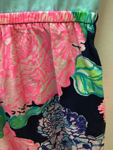 Load image into Gallery viewer, Size 12 Lilly Pulitizer Girls
