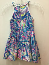 Load image into Gallery viewer, Size 7 Lilly Pulitizer Girls
