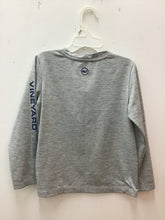 Load image into Gallery viewer, Size 4T Vineyard Vines Boys
