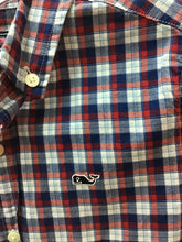 Load image into Gallery viewer, Size 5 Vineyard Vines Boys
