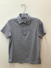 Load image into Gallery viewer, Size 12 Vineyard Vines Boys
