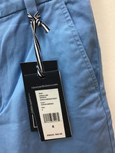 Load image into Gallery viewer, Size 8 Vineyard Vines Boys

