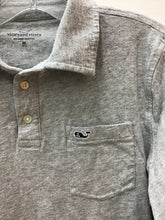 Load image into Gallery viewer, Size 12 Vineyard Vines Boys
