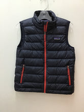 Load image into Gallery viewer, Size 5 Patagonia Boys
