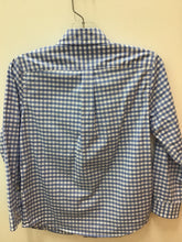 Load image into Gallery viewer, Size 6 Vineyard Vines Boys
