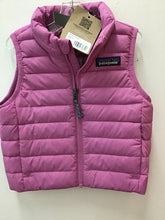 Load image into Gallery viewer, Size 6 Months Patagonia Girls

