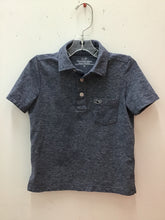 Load image into Gallery viewer, Size 4T Vineyard Vines Boys
