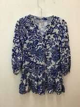 Load image into Gallery viewer, Size 6 Lilly Pulitizer Girls
