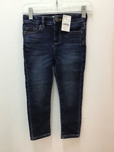 Load image into Gallery viewer, Size 4T Crewcuts Girls
