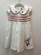 Load image into Gallery viewer, Size 3T Nanducket Girls
