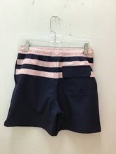 Load image into Gallery viewer, Size 10 Vineyard Vines Boys
