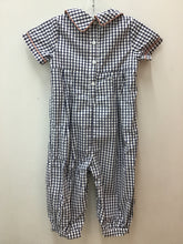 Load image into Gallery viewer, Size 2T Smockingbird Boys
