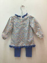 Load image into Gallery viewer, Size 3T stitchy fish Girls
