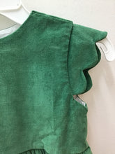 Load image into Gallery viewer, Size 4T James &amp; Lottie Girls
