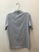 Load image into Gallery viewer, Size 12 Vineyard Vines Boys
