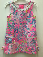 Load image into Gallery viewer, Size 2T Lilly Pulitizer Girls
