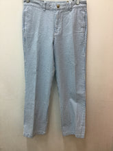 Load image into Gallery viewer, Size 14 Vineyard Vines Boys
