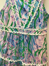 Load image into Gallery viewer, Size 4 Lilly Pulitizer Girls

