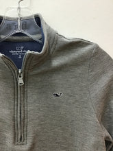 Load image into Gallery viewer, Size 8 Vineyard Vines Boys
