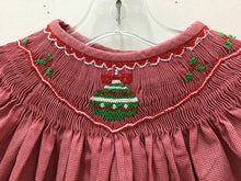 Load image into Gallery viewer, Size 3T stitchy fish Girls
