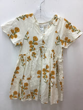 Load image into Gallery viewer, Size 6 Zara Girls
