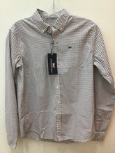 Load image into Gallery viewer, Size 16 Vineyard Vines Boys
