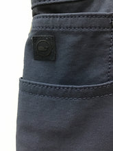 Load image into Gallery viewer, Size 16 Vineyard Vines Boys
